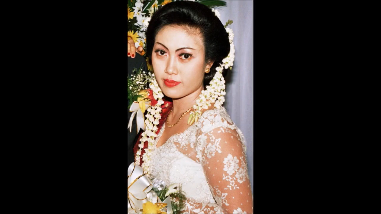 Binor ke enakan puasin bule kontol gede