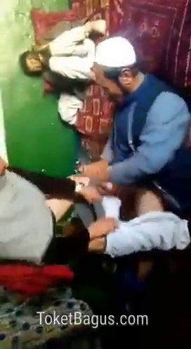 Santriwati dientot pak ustadz cabul secara bergilir